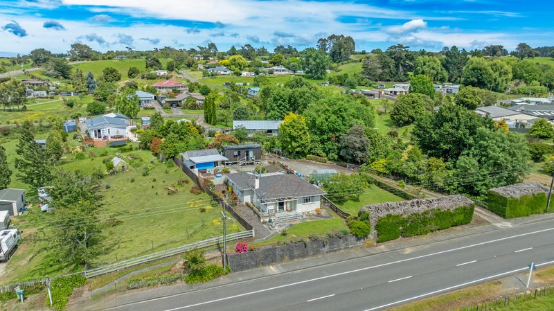 1061 Halcombe Road, Halcombe, Feilding - Carousel 1