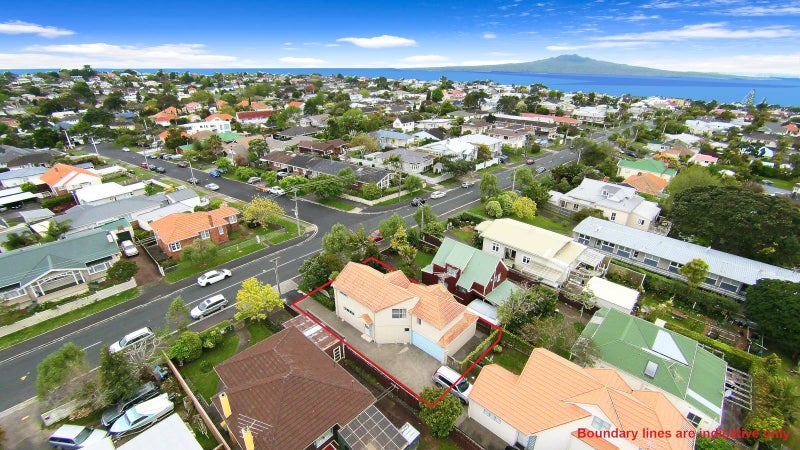 83A Old Lake Road, Narrow Neck, Auckland - Carousel 28