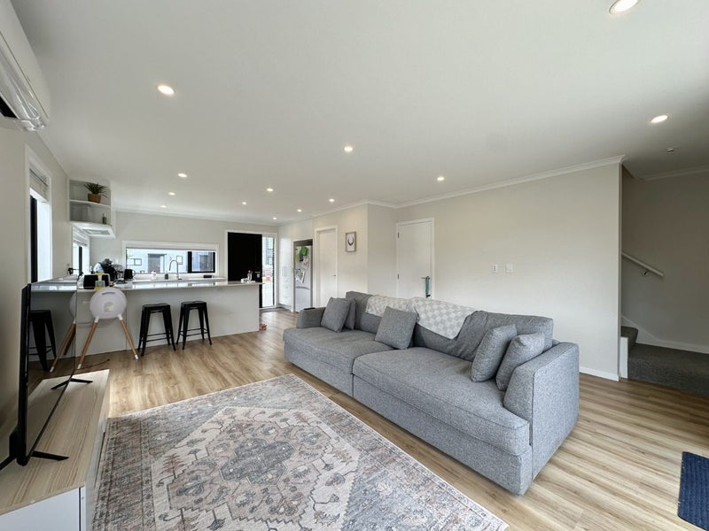 23 Doug Jensen Street, Wallaceville, Upper Hutt - Carousel 2