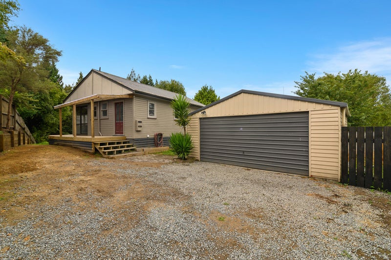 15B Michael Place, Mangakakahi, Rotorua - Carousel 1
