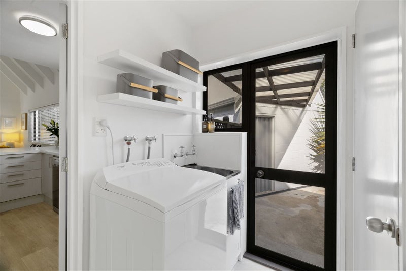 141B Brookside Terrace, Bryndwr, Christchurch - Carousel 19