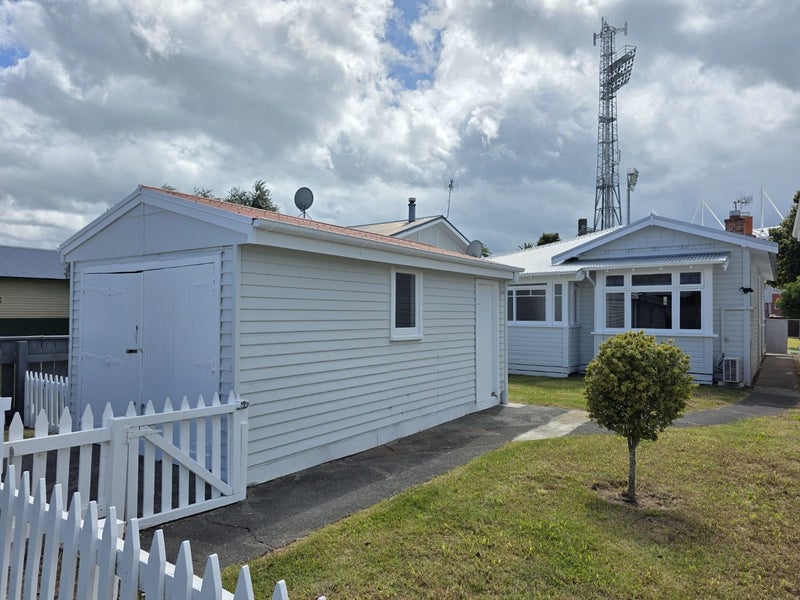 123 Vigor Brown Street, Napier South, Napier - Carousel 2