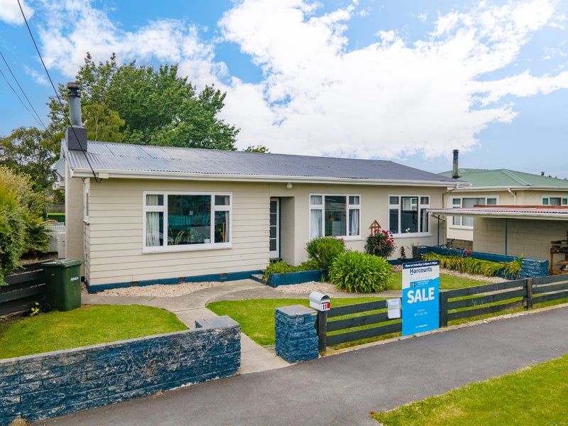 11 Milner Street, Oamaru North, Oamaru - Carousel 2