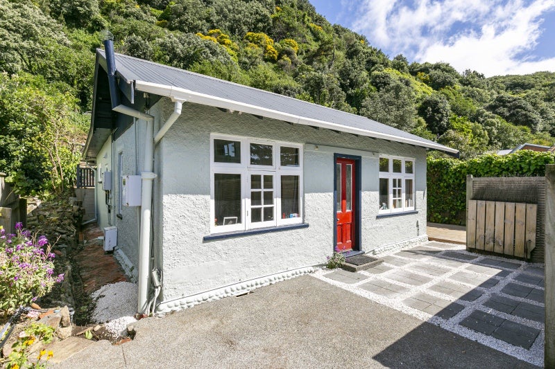 120A Breaker Bay Road, Breaker Bay, Wellington - Carousel 1