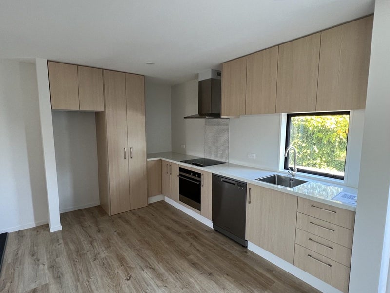 12/66 Innes Road, St Albans, Christchurch - Carousel 2