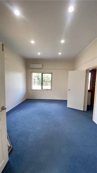 16 Botanical Road, Takaro, Palmerston North - Carousel 2