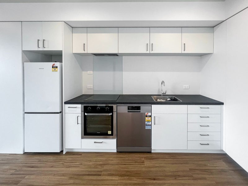 5/4 Waverley Street, Sydenham, Christchurch - Carousel 2