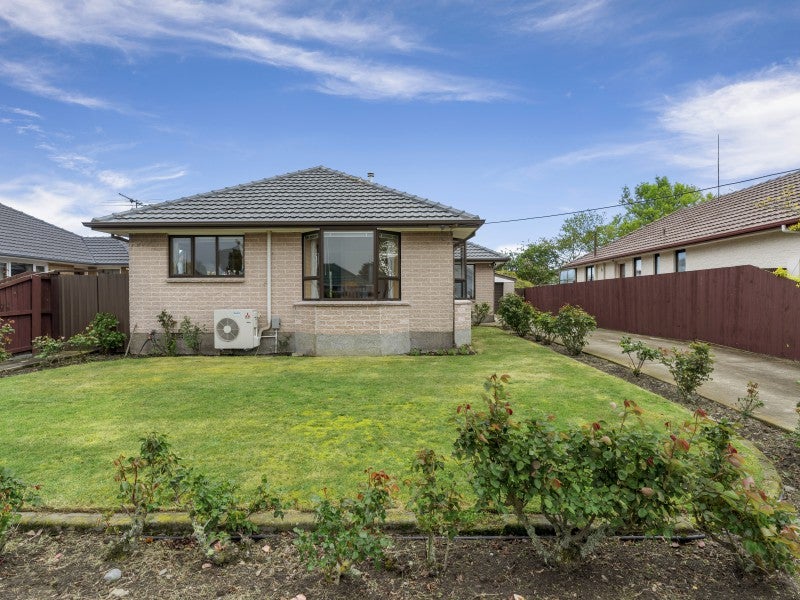 32 Greenhurst Street, Sockburn, Christchurch - Carousel 1