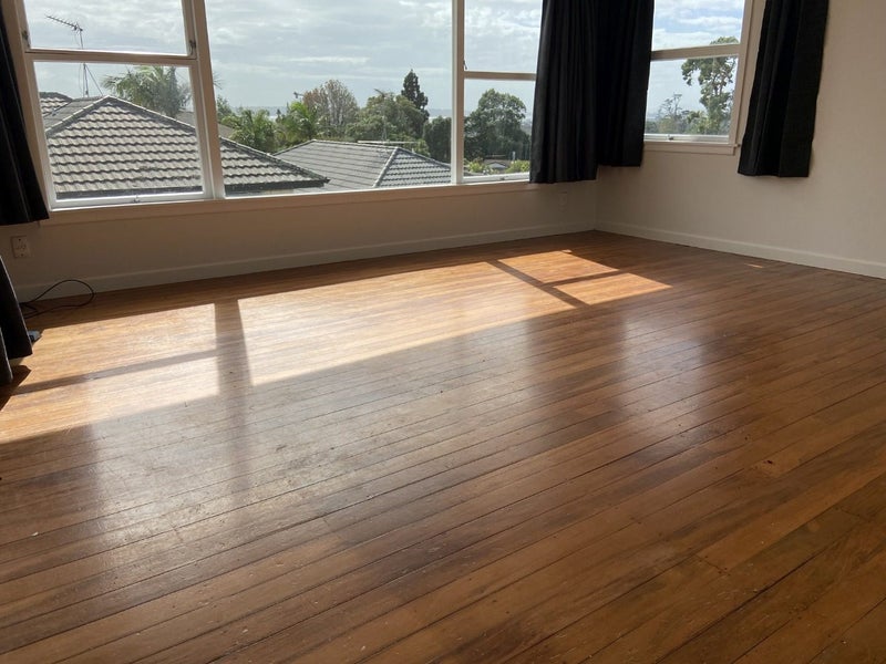 12 Kokiri Street, Te Atatu South, Auckland - Carousel 2