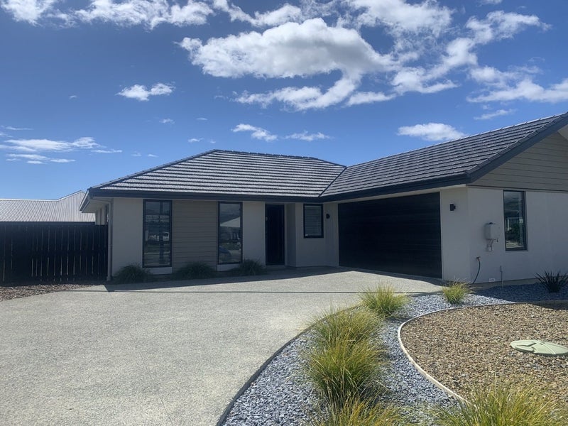 94 Berryfield Drive, Appleby, Richmond - Carousel 1