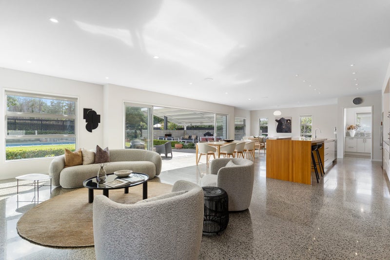 29 Chelmsford Avenue, Glendowie, Auckland - Carousel 2