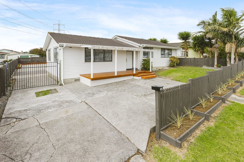 34 Dissmeyer Drive, Clover Park, Auckland - Carousel 1