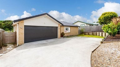 3 Nirmal Place, Sunnyvale, Auckland - Carousel 1