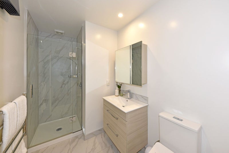 2/9 Southwark Street, Christchurch Central, Christchurch - Carousel 2