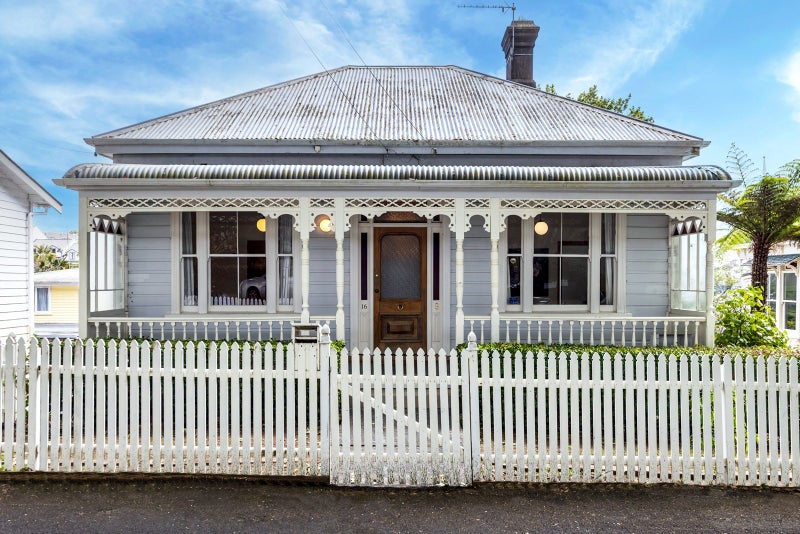 16 Hakanoa Street, Grey Lynn, Auckland - Carousel 1
