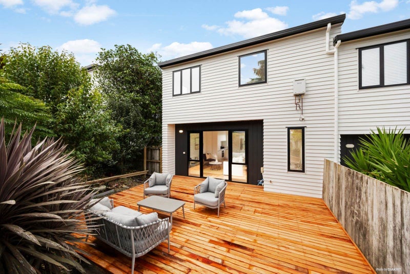 16/69 Target Road, Totara Vale, Auckland - Carousel 2