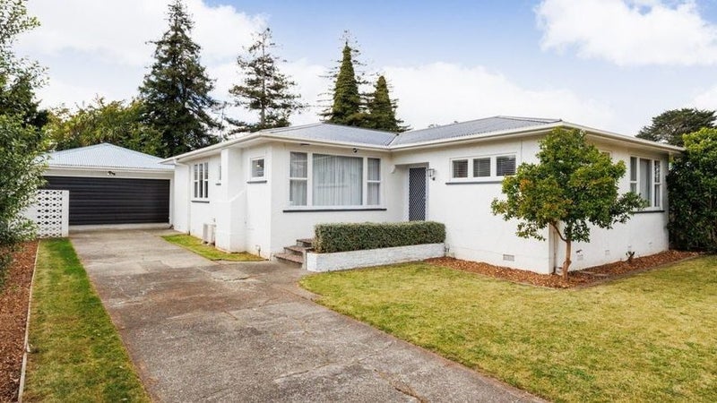 7 Ruha Street, West End, Palmerston North - Carousel 1