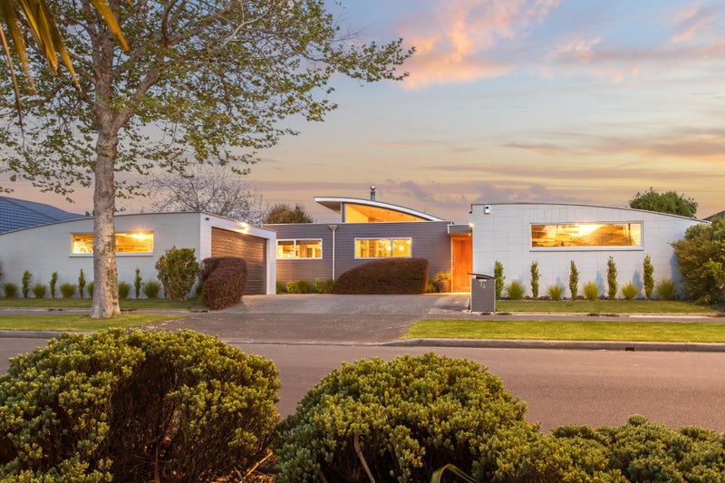 26 Riverwood Boulevard, Redwood, Christchurch - Carousel 23