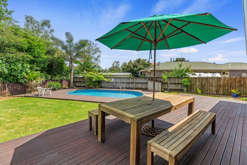 13 Galway Place, Te Puke - Carousel 26