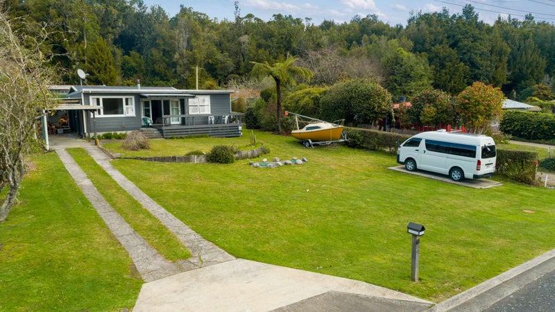 18 Oxford Road, Lake Rotoma, Rotorua - Carousel 31