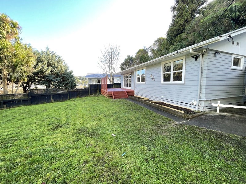 5 JOHN STREET, Petone, Lower Hutt - Carousel 14