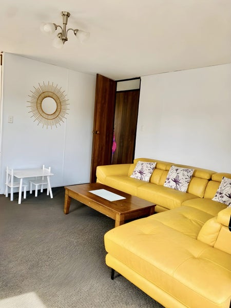 2/19 Eldon Grove, Taita, Lower Hutt - Carousel 2