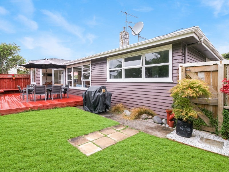 56 Clawton Street, Westown, New Plymouth - Carousel 2