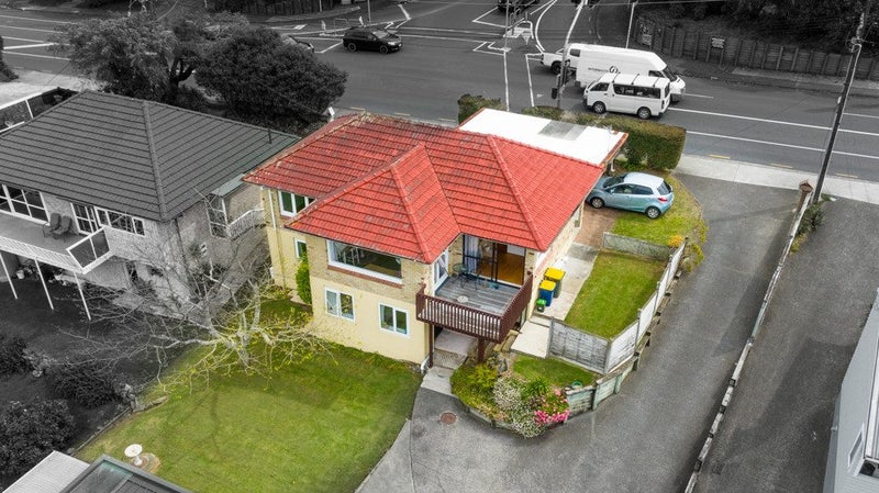 1/177 Glenfield Road, Hillcrest, Auckland - Carousel 2