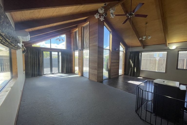 38 Rushmore Drive, Belfast, Christchurch - Carousel 1