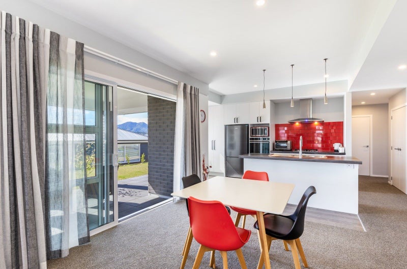 27 Harakeke Drive, Wharewaka, Taupo - Carousel 1