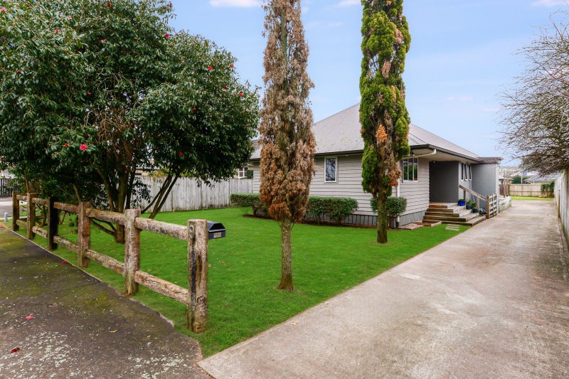 9 Newall Street, Hamilton East, Hamilton - Carousel 2