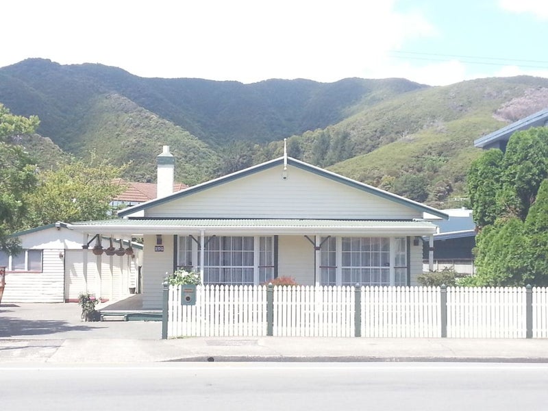 298 Waiwhetu Road, Fairfield, Lower Hutt - Carousel 1