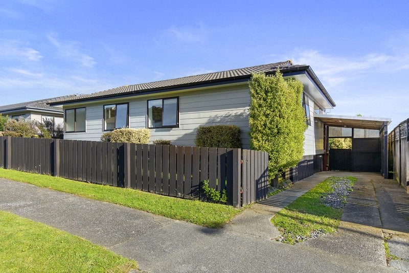 5 Waipounamu Drive, Kelson, Lower Hutt - Carousel 23