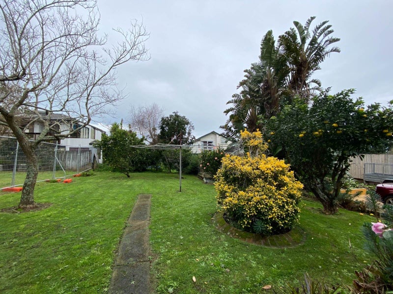 40 Byron Avenue, Takapuna, Auckland - Carousel 7