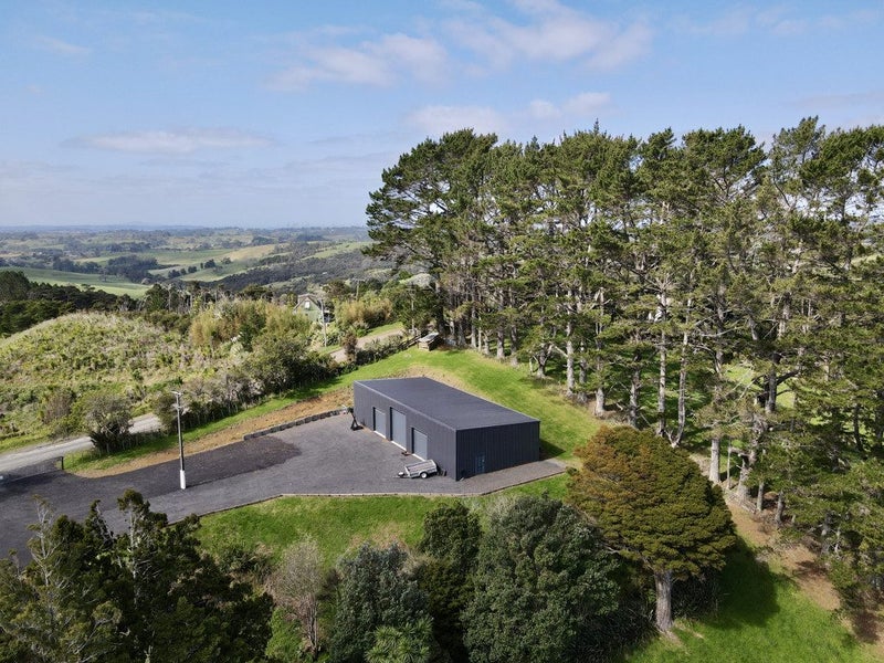 103 Gregory Road, Waitākere, Auckland - Carousel 2