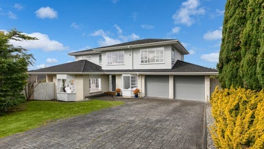 49 Westpark Drive, West Harbour, Auckland - Carousel 1