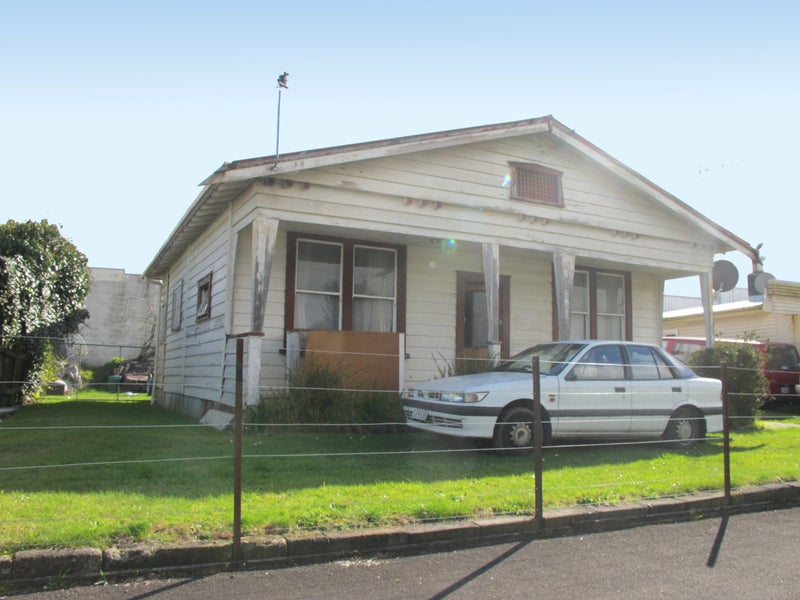 4 Jolly Street, Frankton, Hamilton - Carousel 1