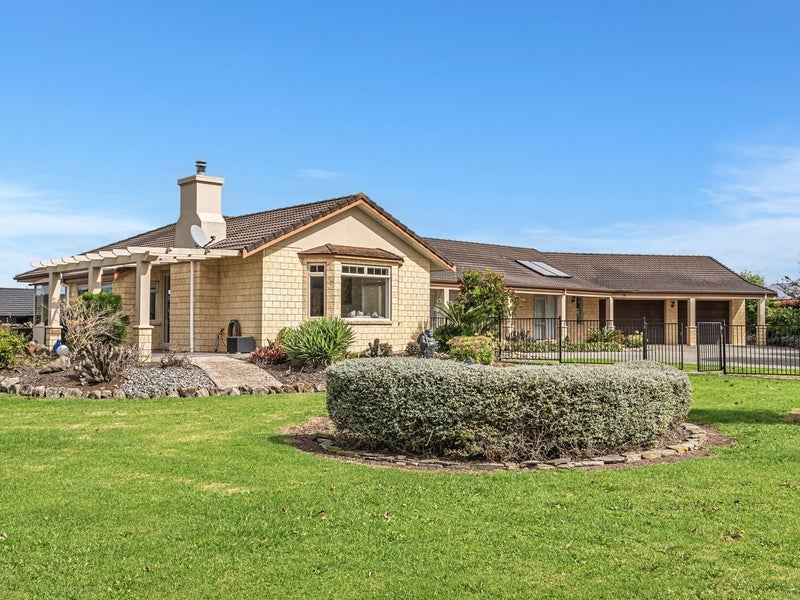 7A Cairn Way , Kamo, Whangarei - Carousel 1