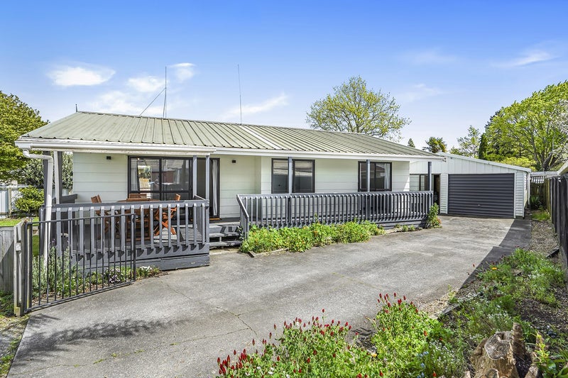 39 Waterford Road, Fitzroy, Hamilton - Carousel 1