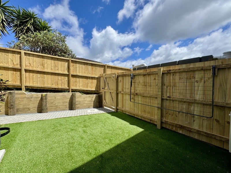 6/36 Fairdale Place, Birkdale, Auckland - Carousel 8