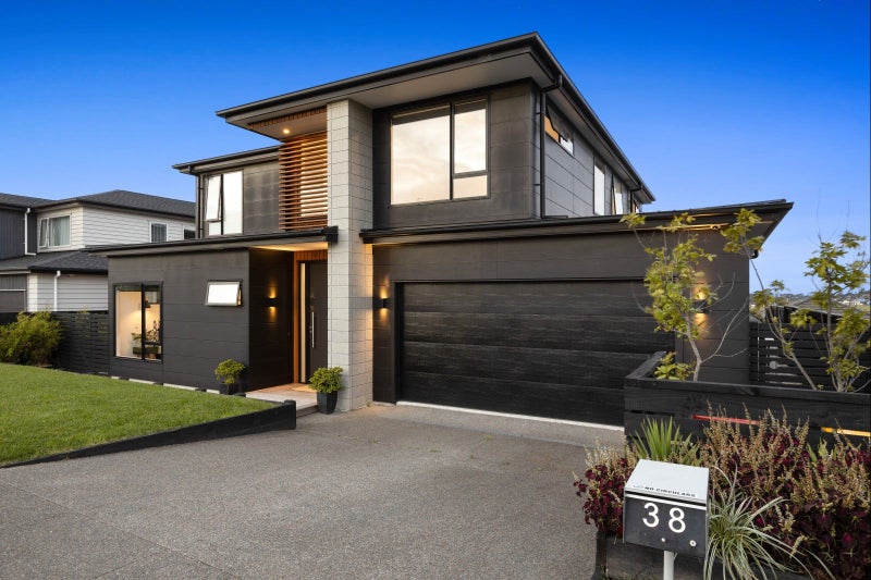 38 Ormonde Drive, Silverdale, Silverdale - Carousel 2