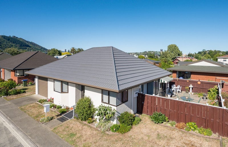 6 De Cesare Way, The Wood, Nelson - Carousel 1