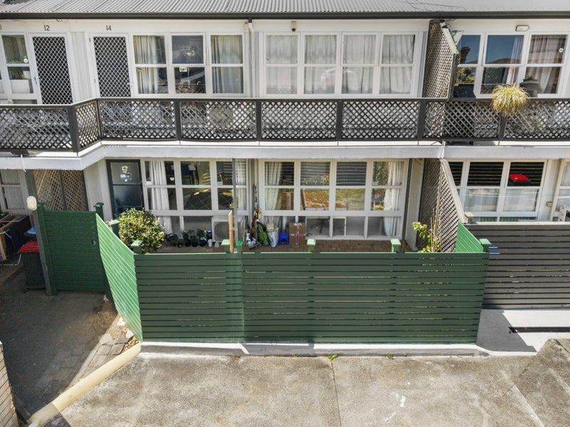 15/11 Tawera Road, Greenlane, Auckland - Carousel 23