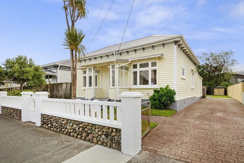 21 Nelson Street, Petone, Lower Hutt - Carousel 1