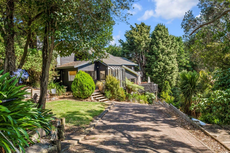 190 Sandspit Road, Shelly Park, Auckland - Carousel 1