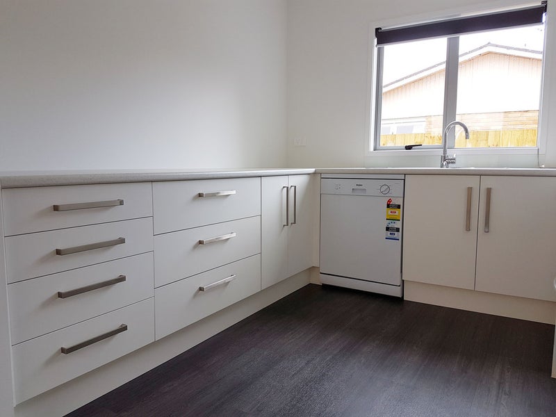 2/6 Richmond Street, Whitiora, Hamilton - Carousel 2