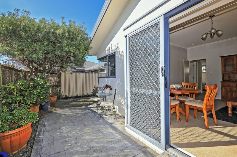 B/502 Lyndon Rd E, Akina, Hastings - Carousel 1