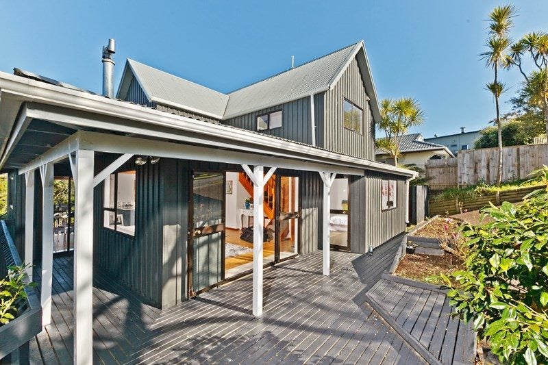 6 Deverell Place, Northcross, Auckland - Carousel 2