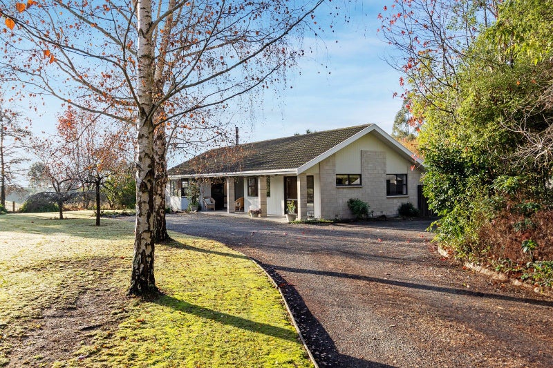 152 Rocky Hundreds Road, Fairview, Timaru - Carousel 1