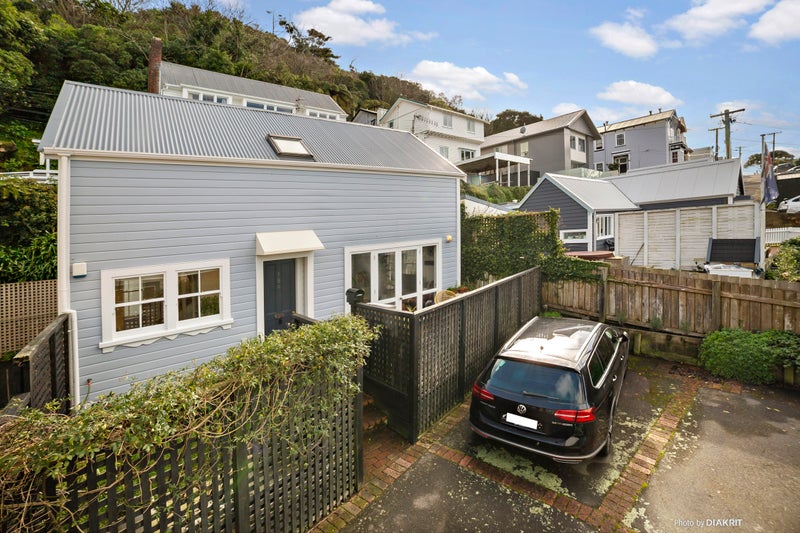 18B Saint Mary Street, Thorndon, Wellington - Carousel 2